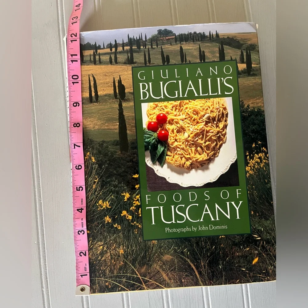 Giuliano Bugialli Foods of Tuscany Cookbook 1st Edition Vintage 1992 Italian